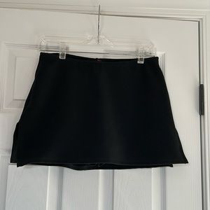 Hot Kiss Black Skort